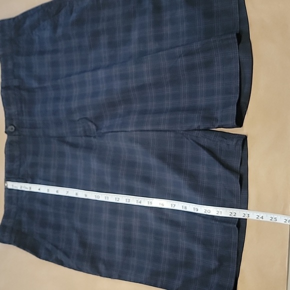 Van Heusen Size 42 Blue Plaid Modern Fit Flat Front Shorts, NEW - Picture 5 of 12